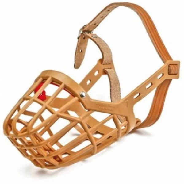 Museruola In Plastica Mis. 6 Con Cinturino In Cuoio Per Cane 3 Museruola In Plastica Mis. 6 Con Cinturino In Cuoio Per Cane